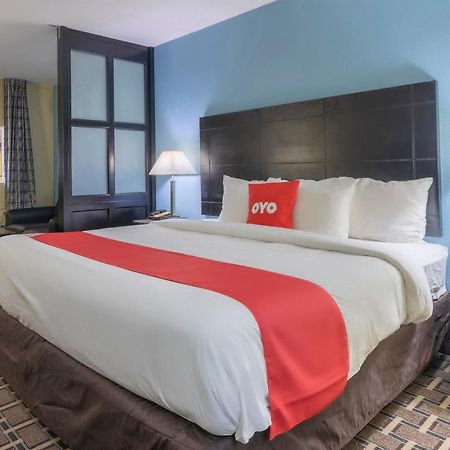 Oyo Hotel Knoxville Tn Cedar Bluff I-40 Bagian luar foto