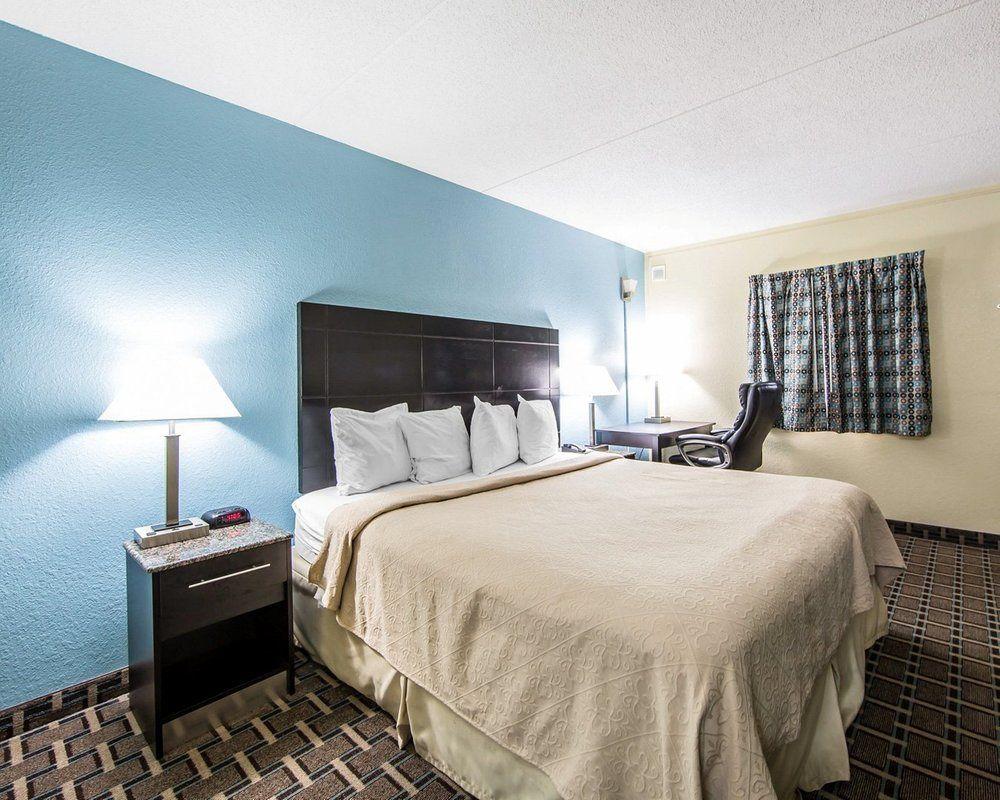 Oyo Hotel Knoxville Tn Cedar Bluff I-40 Bagian luar foto
