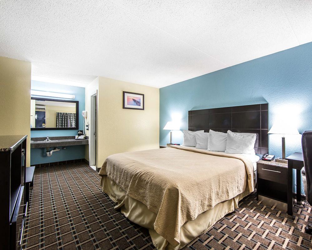 Oyo Hotel Knoxville Tn Cedar Bluff I-40 Bagian luar foto
