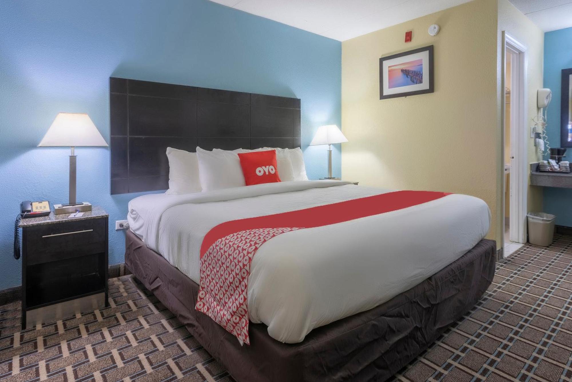 Oyo Hotel Knoxville Tn Cedar Bluff I-40 Bagian luar foto