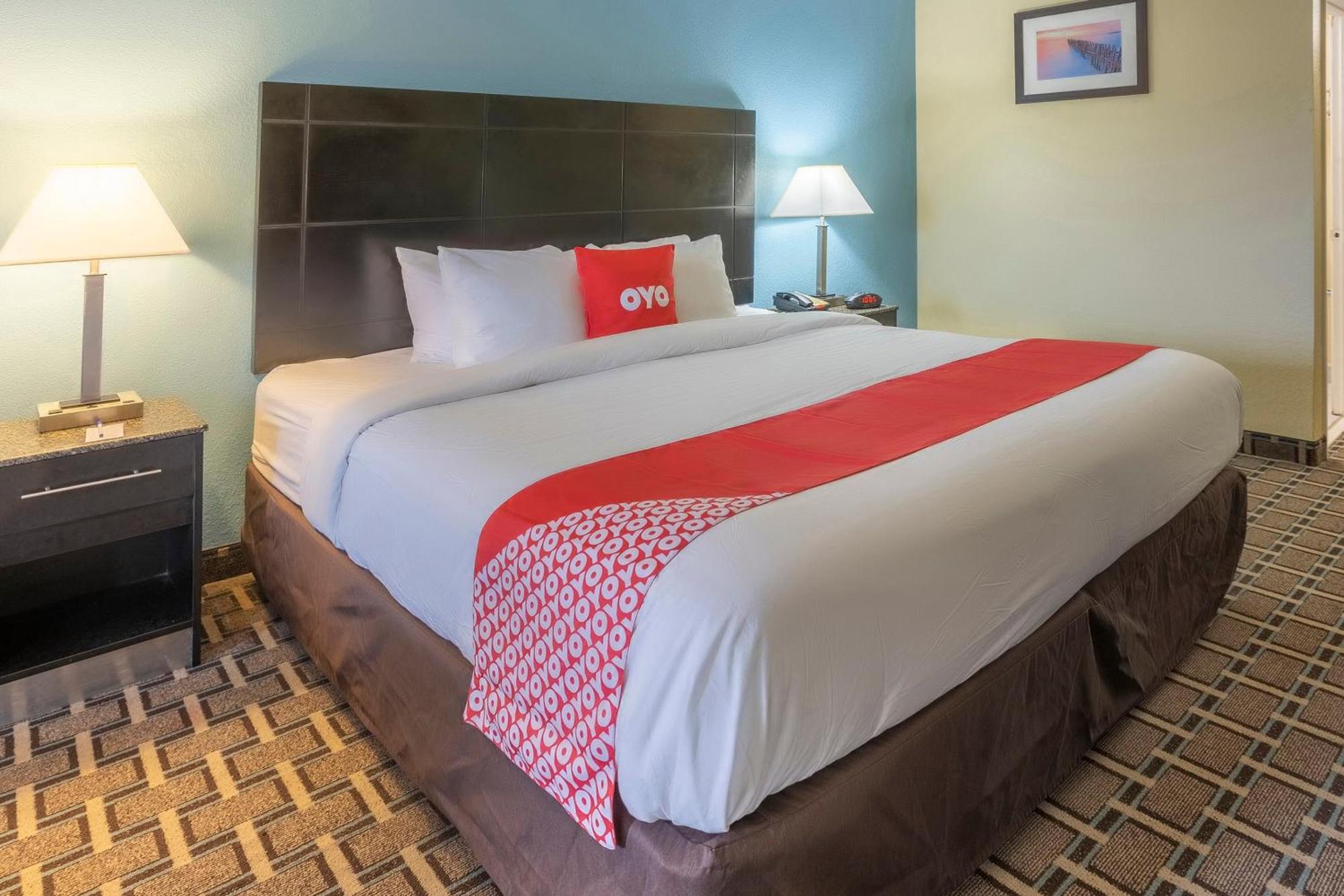Oyo Hotel Knoxville Tn Cedar Bluff I-40 Bagian luar foto