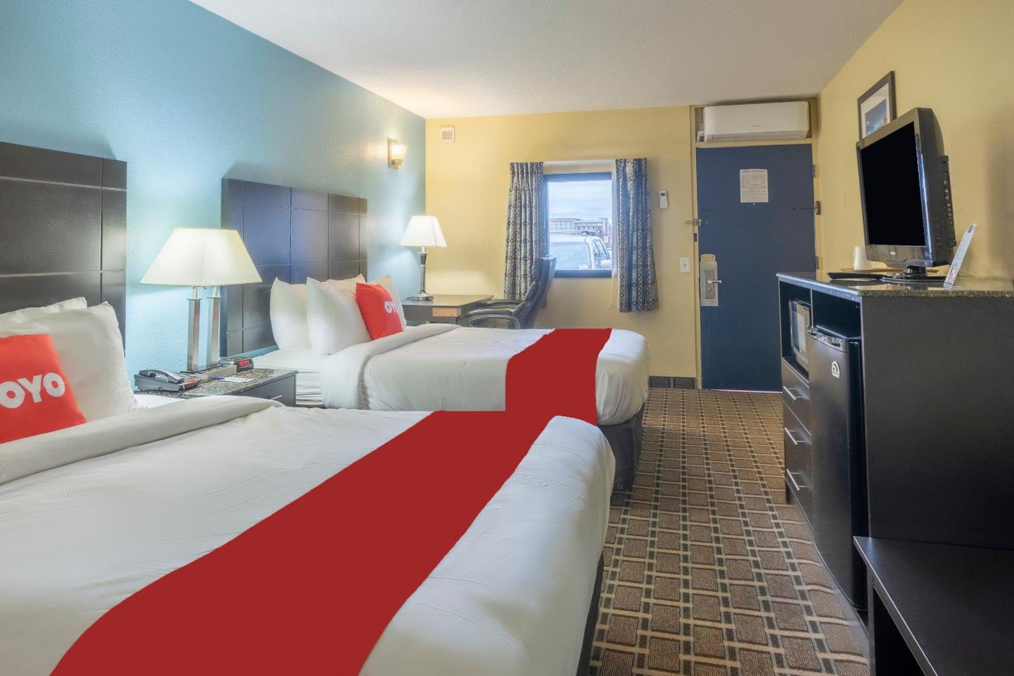 Oyo Hotel Knoxville Tn Cedar Bluff I-40 Bagian luar foto
